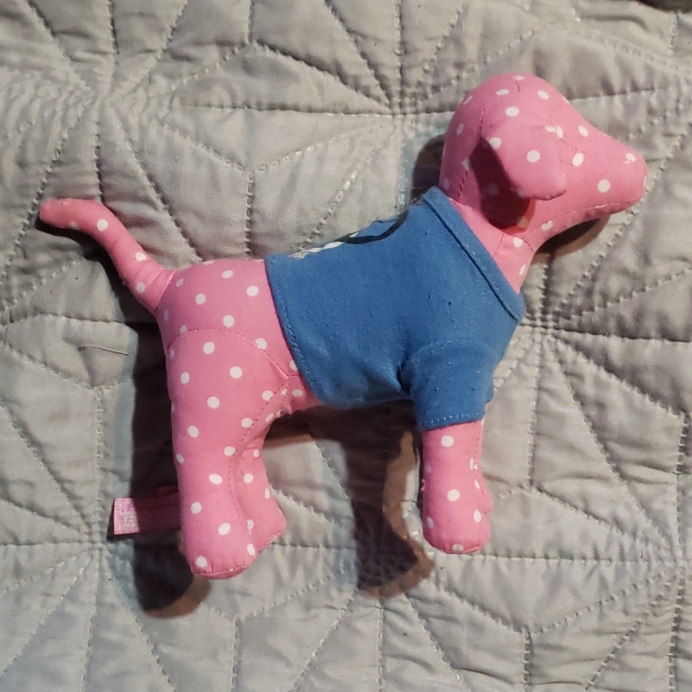 VS PINK Peace Dog